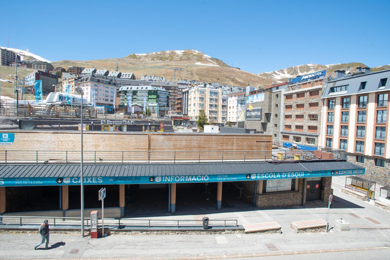 Apartamentos Pie de Pistas MIKKA 3000, Pyrénées-Orientales
