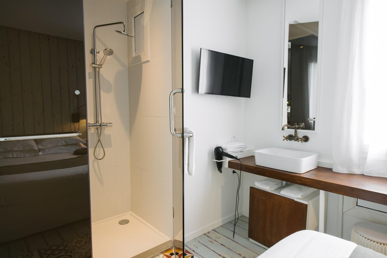 Bathroom 4, Atypik Hotel , Hauts-de-Seine