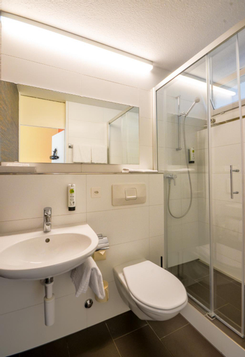 Bathroom 5