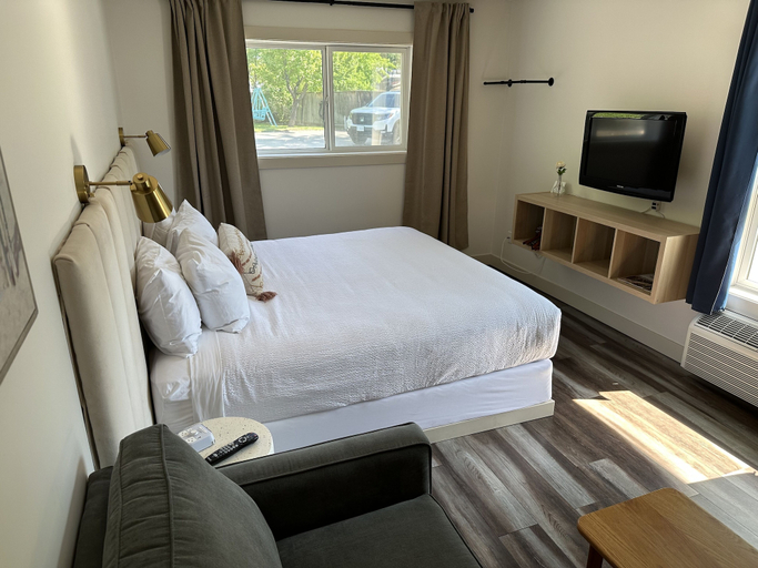 Bedroom 4, Lakeside Villa & Nordic Spa, Okanagan-Similkameen