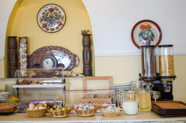 Food & Drinks 5, Mare Monte, South Aegean