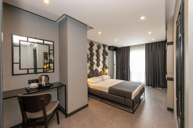 Bedroom 3, White Palace Hotel, Bakırköy
