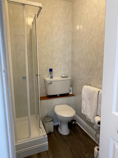Bathroom 3, Ashdale Guesthouse, Derbyshire