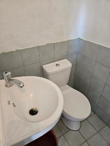 Bathroom 5, Antipolo Budget Hostel Family Rooms, Antipolo City