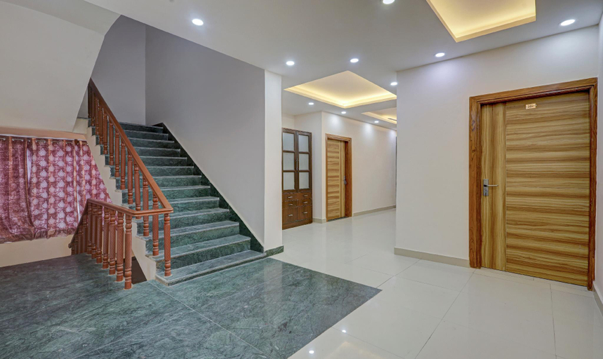 Public Area 3, Treebo Primeone, Gautam Buddha Nagar