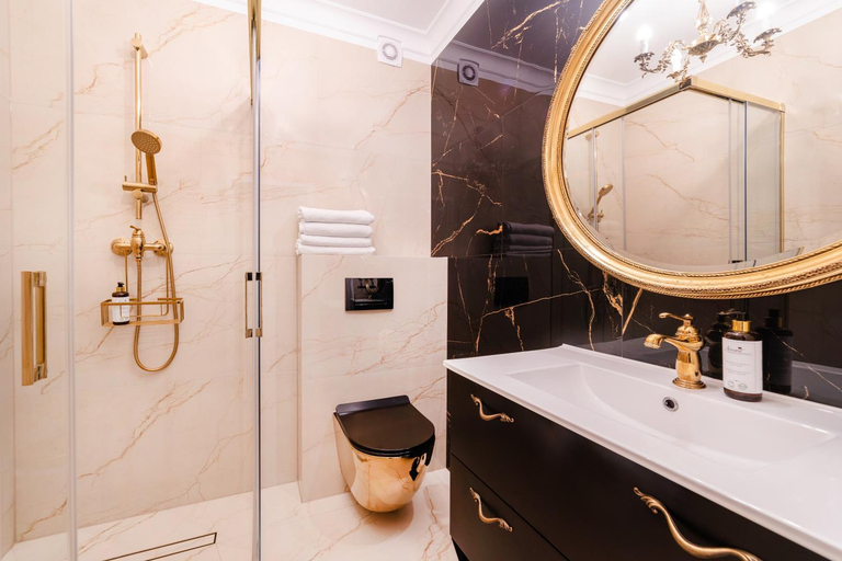 Bathroom 2, Pensjonat & Restauracja Admiral, Puck