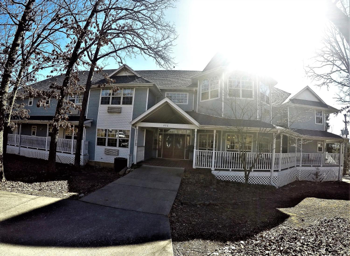 Bradford House Bed and Breakfast, Taney