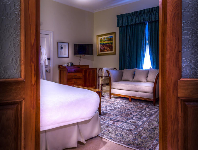 Bedroom 13