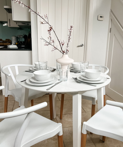 Others 5, Windsor Mews by Stay Focused SA, Slough