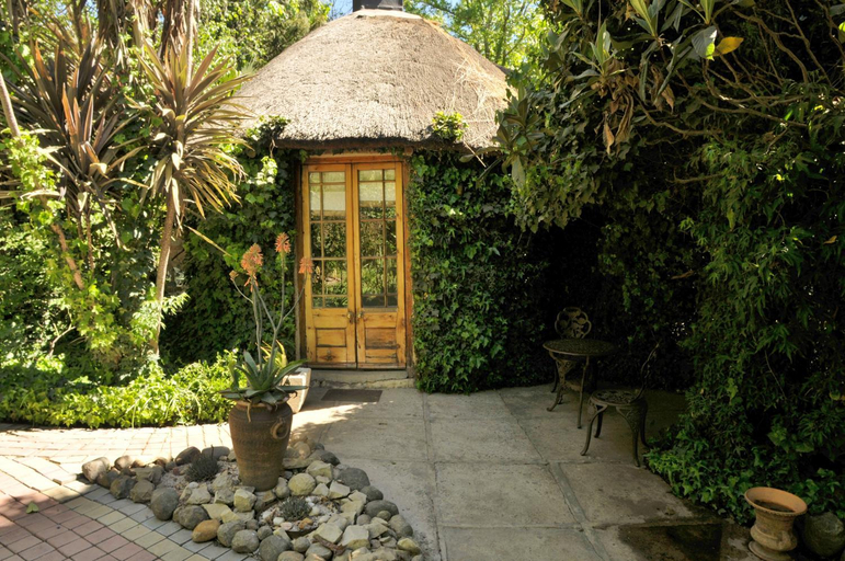 Exterior & Views 2, Cranberry Cottage, Thabo Mofutsanyane