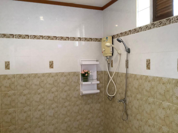 Bathroom 3, MossMan House, Muang Rayong
