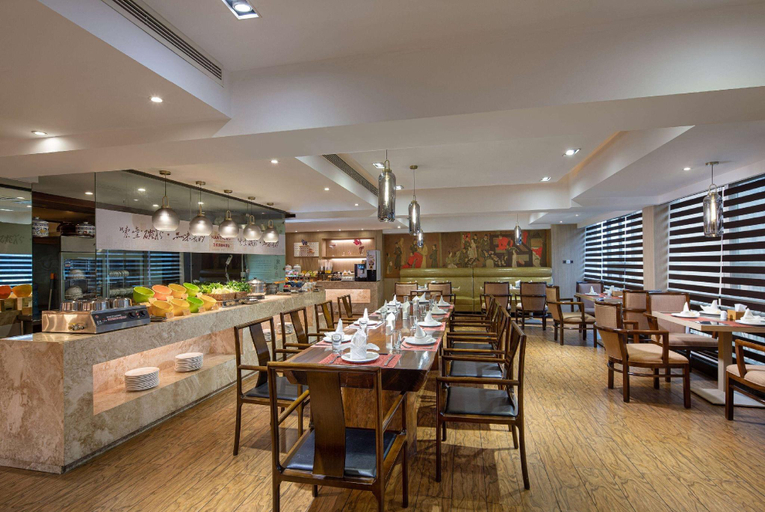 Food & Drinks 5, Hawthorn by Wyndham Changsha Meixi Lake, Changsha