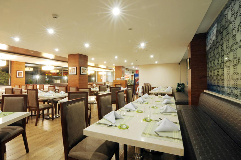 Food & Drinks 5, 717 Cesar Place Hotel, Tagbilaran City