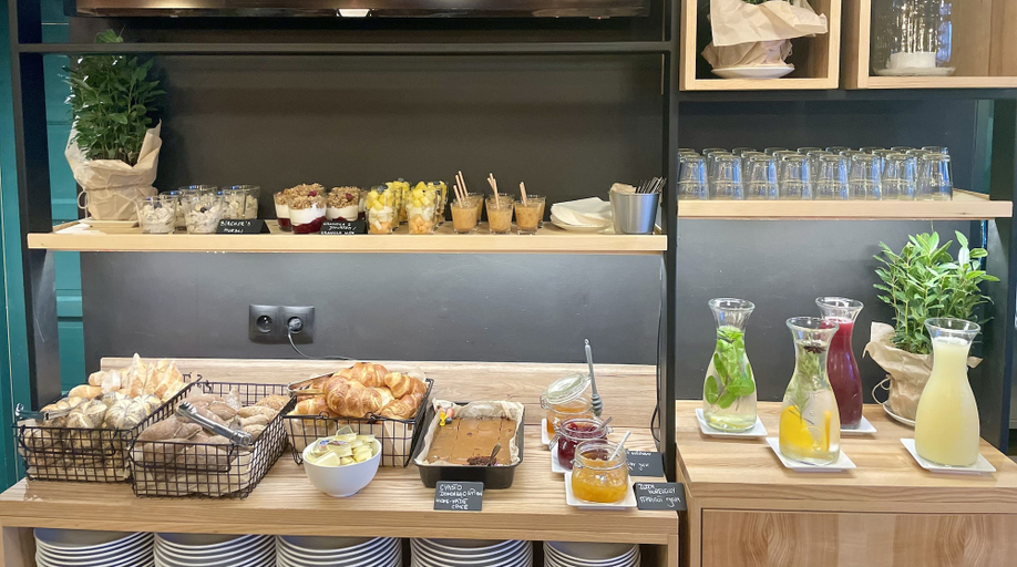 Food & Drinks 5, Wilanow Residence Apartments, Warsaw