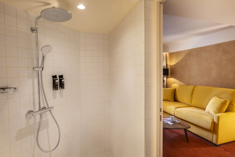 Bathroom 3, Kopster Hotel Paris Porte de Versailles, Paris