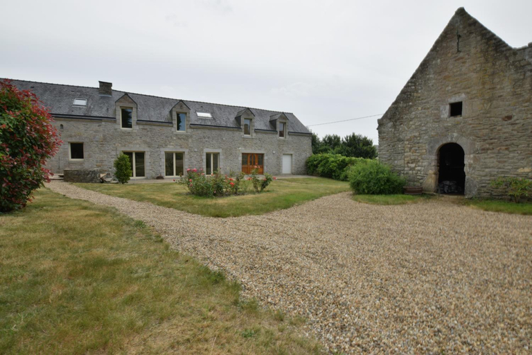 Others 5, Domaine Uraveni, Morbihan