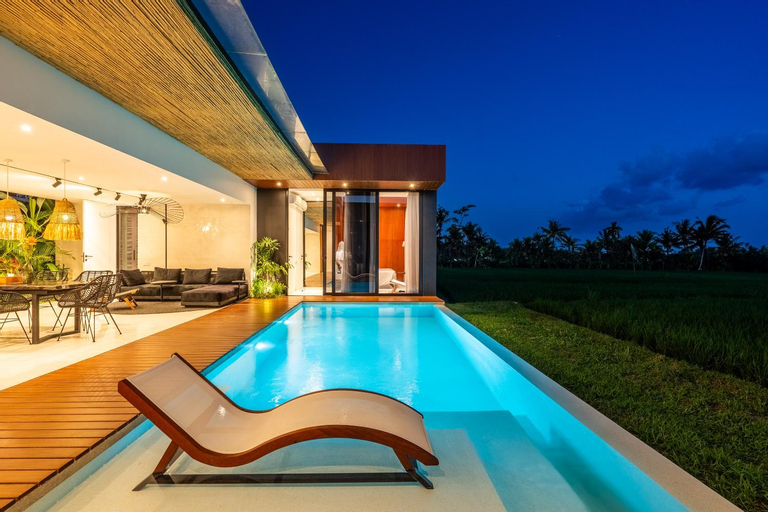 Swimming Pool 17
