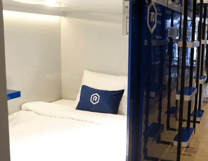 Exterior & Views 2, Rosalyne Sleepbox Malioboro 2 (Mirota), Yogyakarta