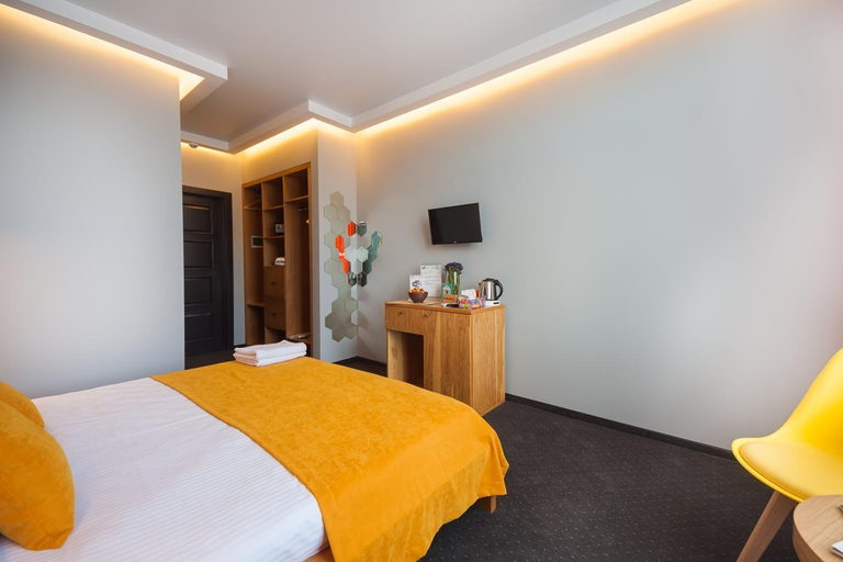 Bedroom, Beehive Hotel, Odes'ka