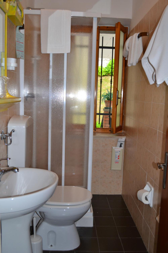Bathroom 4, Hotel Miramonti, Modena