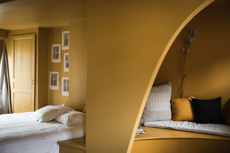 Bedroom 3, PieuX, Pas-de-Calais