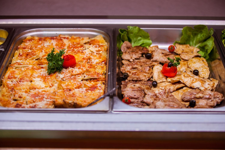 Food & Drinks 5, Hotel Nufarul, Sanmartin