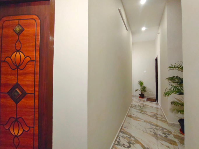 Others 4, PV Inn, Viluppuram