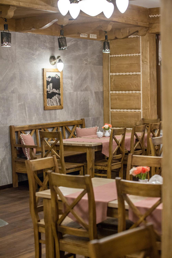 Food & Drinks 3, Willa Pod Miedza 200 m do Term, Tatra
