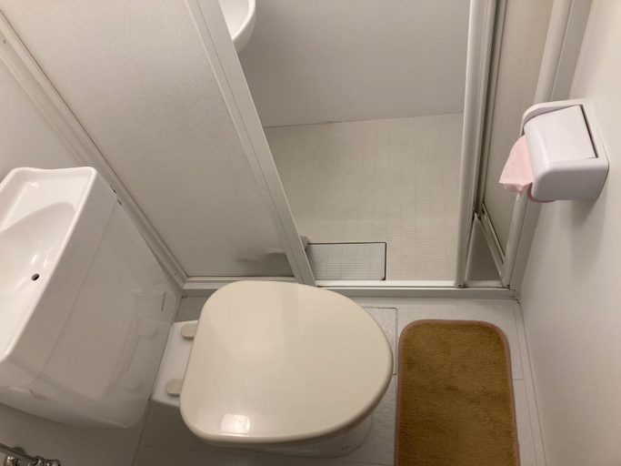 Bathroom 5, Midori Guesthouse&Hostel, Tsushima