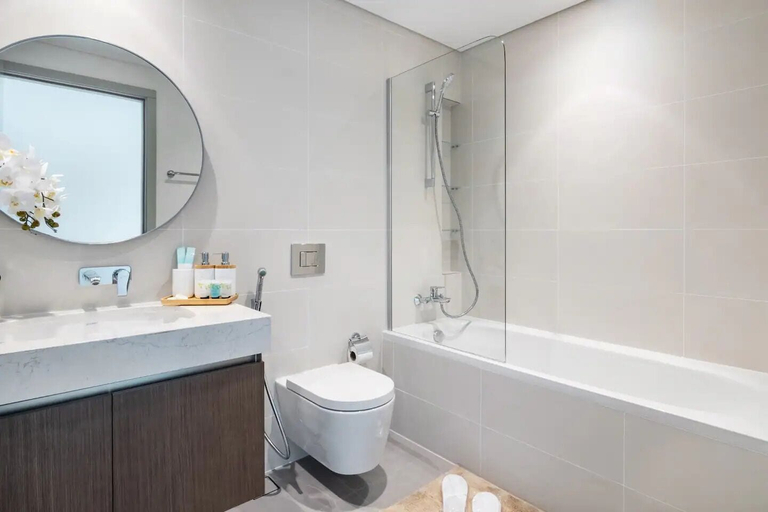 Bathroom 3, Sea view 2BR Beach Isle, Dubai