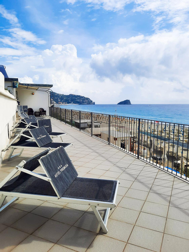 Others 2, Hotel Premuda, Savona