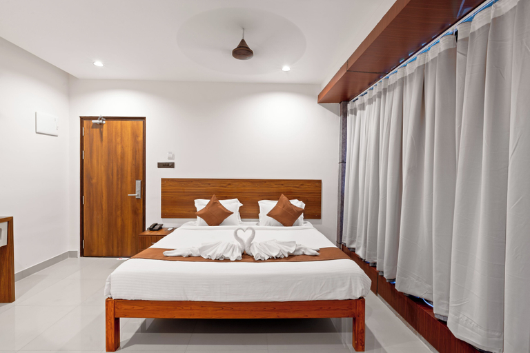 Bedroom 3, The Elite Hotel, Ranga Reddy