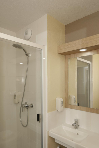 Bathroom 4, B&B HOTEL Gap, Hautes-Alpes
