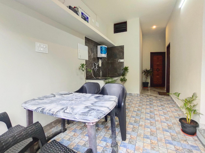 Others 5, PV Inn, Viluppuram