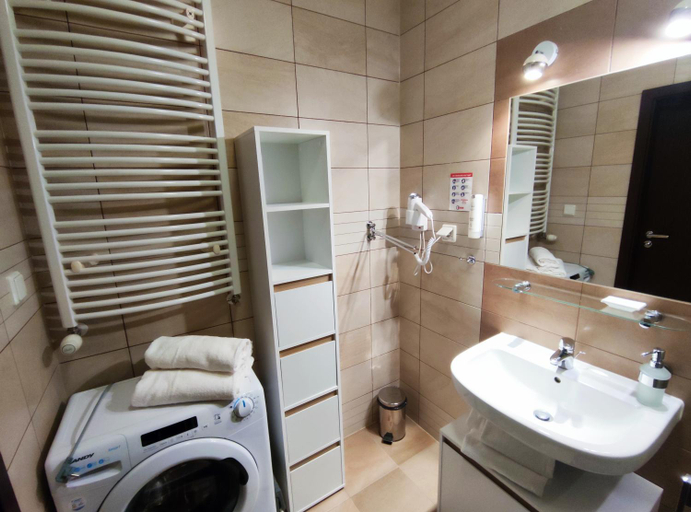 Bathroom 2, Apartament przy hotelu Aquarius, Kołobrzeg