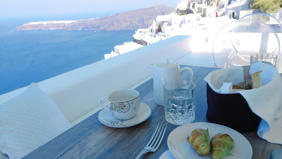 Food & Drinks 5, Andronikos Santorini, South Aegean