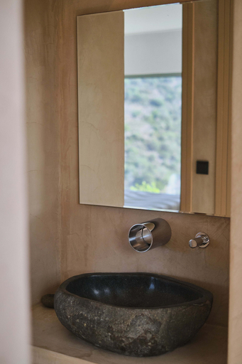 Bathroom 4, Hidden Retreats Kythera, Attica