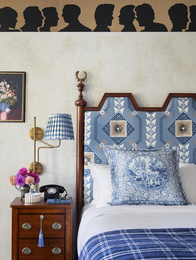 Bedroom 26