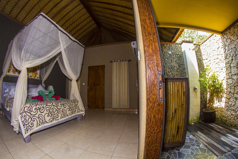 Bathroom 4, Global Dive Lodges, Buleleng