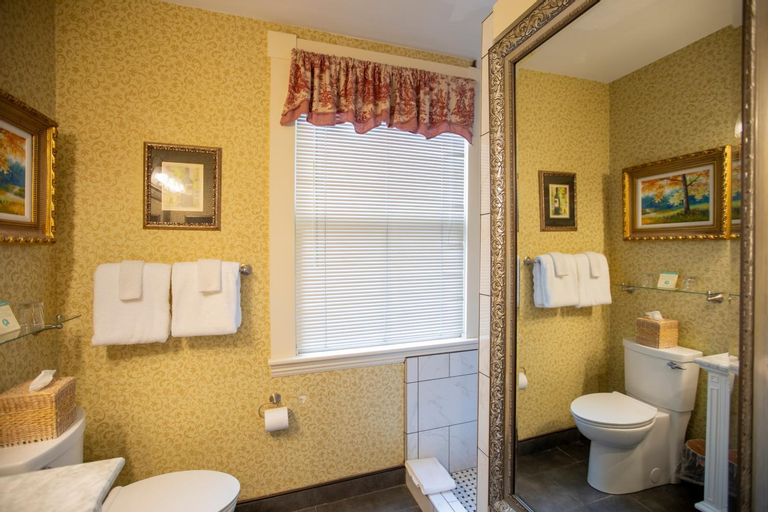 Bathroom 6