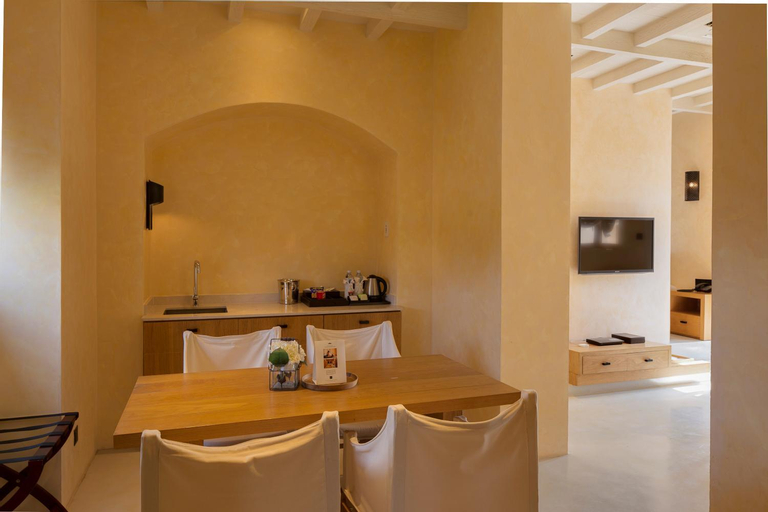 Dining Room 6