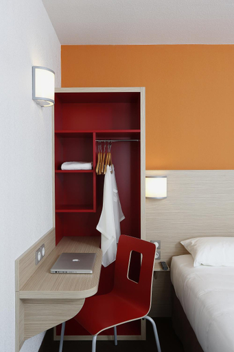 Bedroom 3, B&B HOTEL Gap, Hautes-Alpes