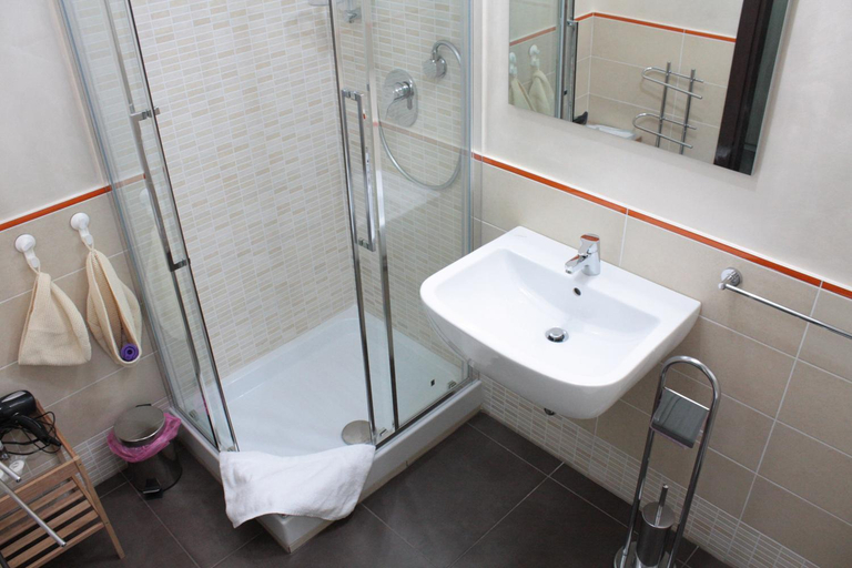 Bathroom 3, B&B Roma, Rome