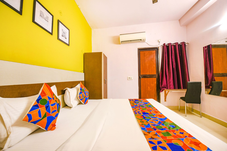 Bedroom 5, FabHotel Royal Discovery, Delhi