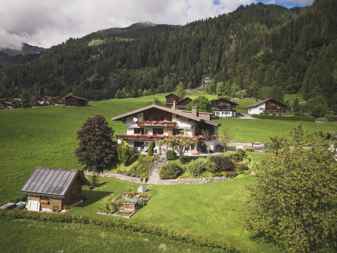 Others 5, Sonnenhang Montafon, Bludenz