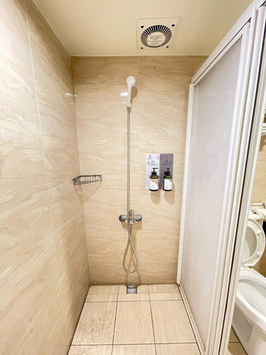 Bathroom 4, HuangXuan International Hotel, Kaohsiung
