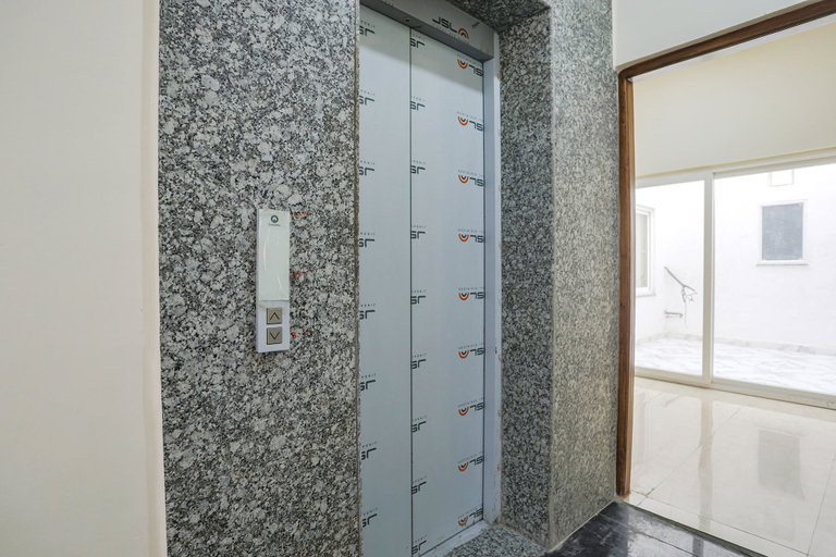 Others 5, Fabhotel Grihum, Gautam Buddha Nagar