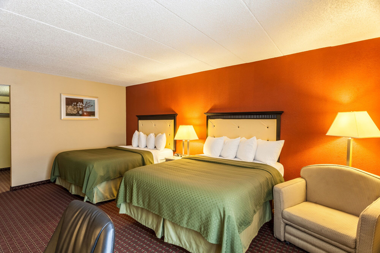 Bedroom 4, Quality Inn & Suites Lincoln South, Lancaster