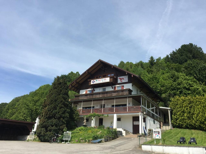 Others 3, Wald Cafe, Rottal-Inn