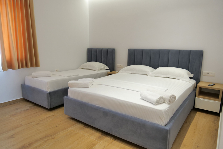 Bedroom 2, Summer Point Hotel, Sarandës